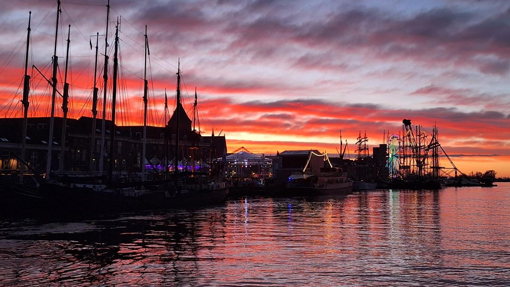 'T Hanzehuys Kampen Exteriör bild