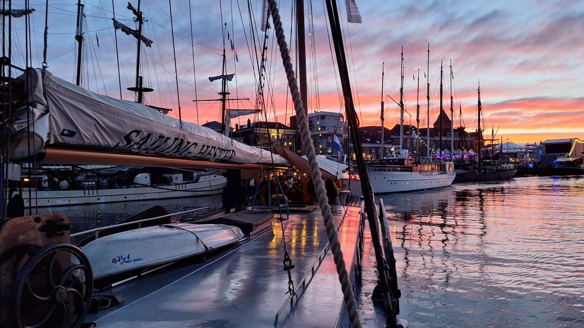 'T Hanzehuys Kampen Exteriör bild